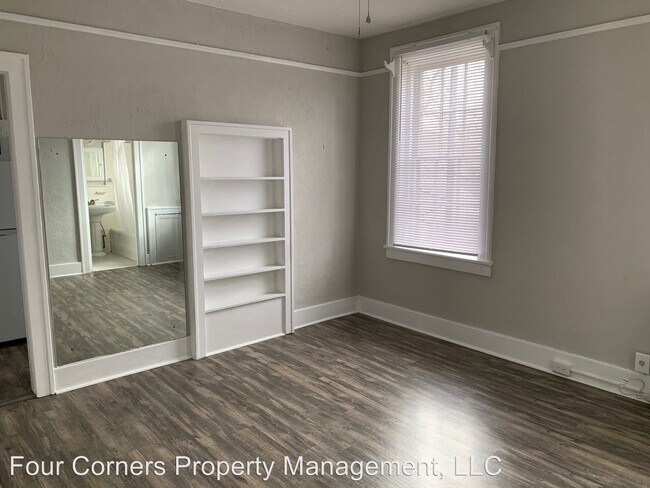 828 N Elm St in Greensboro, NC - Building Photo - Building Photo