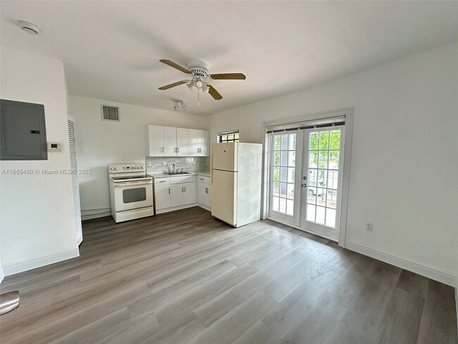 property at 312 SW 32nd Ave