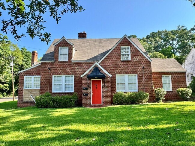 property at 105 Arlington Rd