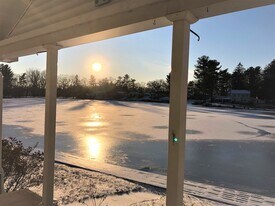 63 Cottage Rd in Enfield, CT - Building Photo