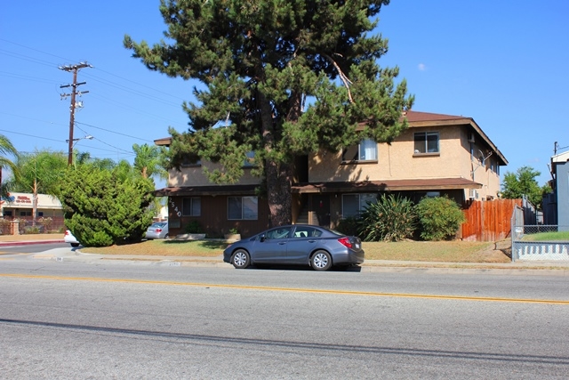 2540 New Ave in Rosemead, CA - Foto de edificio - Building Photo