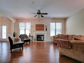 1083 Brownstone Dr SW in Marietta, GA - Building Photo - Building Photo