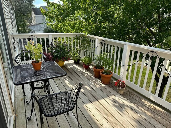 7808 E Oakbridge Way, Unit 08 in Madison, WI - Foto de edificio - Building Photo