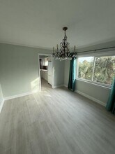 1540 Riverside Dr in Titusville, FL - Foto de edificio - Building Photo