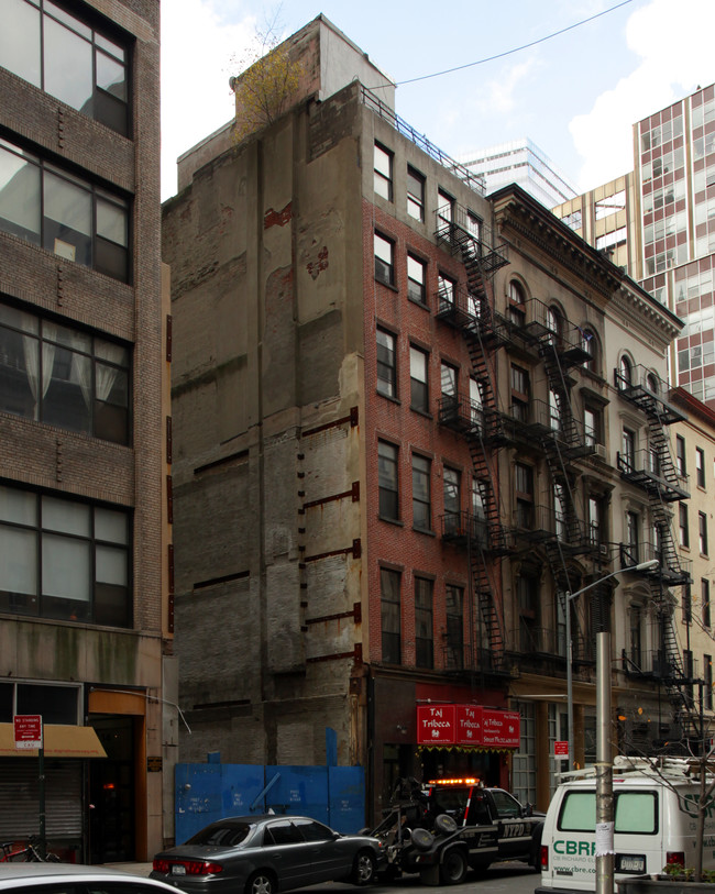 18 Murray St in New York, NY - Building Photo - Building Photo