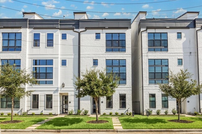 property at 1117 Paige St