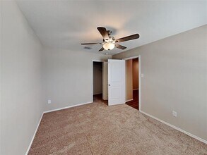 401 Falling Star Dr in Haslet, TX - Building Photo - Building Photo