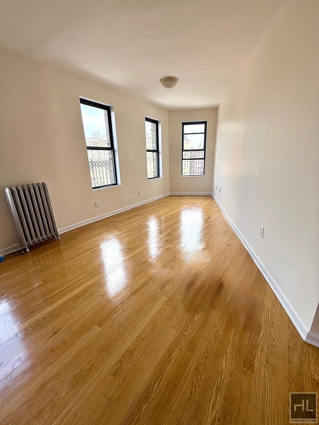 West 171st Street in New York, NY - Building Photo - Building Photo
