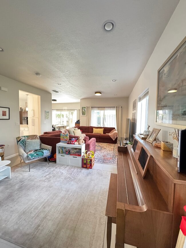 396 NE 33rd Terrace in Homestead, FL - Building Photo - Building Photo