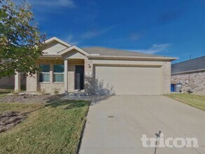 746 Bayonet St in Princeton, TX - Foto de edificio - Building Photo