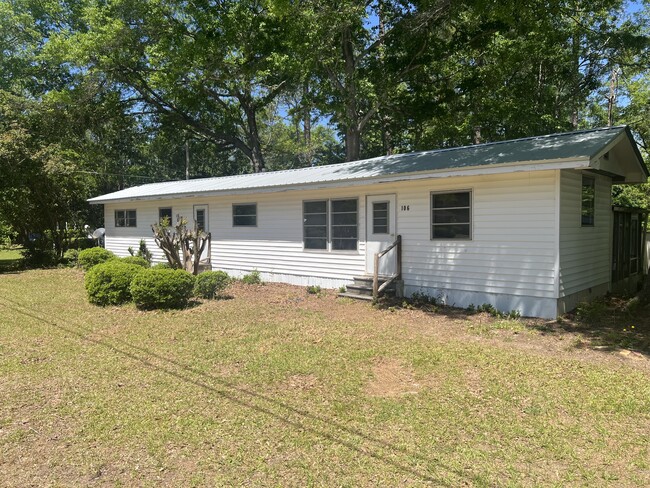 property at 106 Buena Vista St