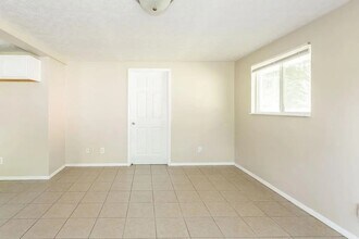 103 Northshore Blvd in Anderson, IN - Building Photo - Building Photo