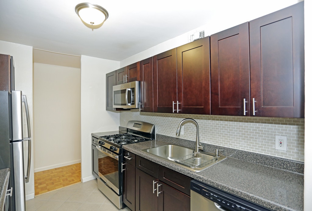 The Towers at Passaic Park Apartments in Passaic, NJ