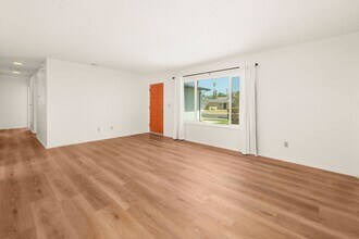 24787 Valecrest Dr in Moreno Valley, CA - Building Photo - Building Photo