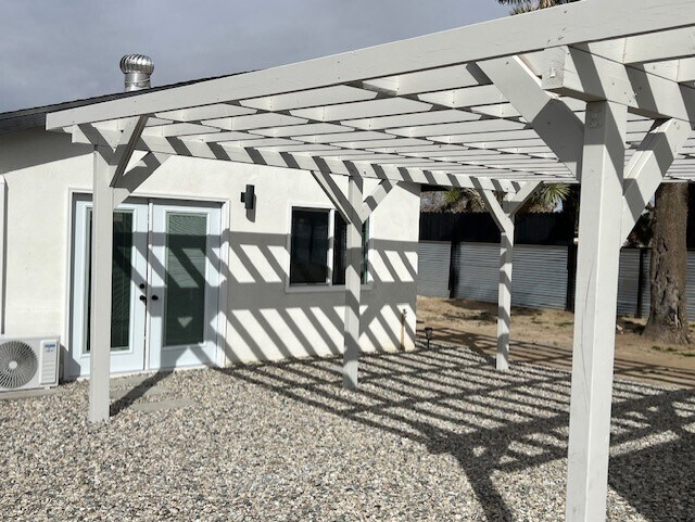 56831 Little League Dr in Yucca Valley, CA - Building Photo