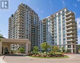 10 Bloorview Pl in Toronto, ON - Building Photo