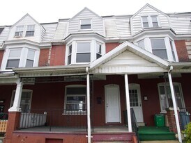 1122 Fullerton Ave in Allentown, PA - Building Photo