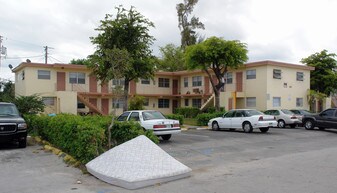 130 SW 8th St Apartamentos