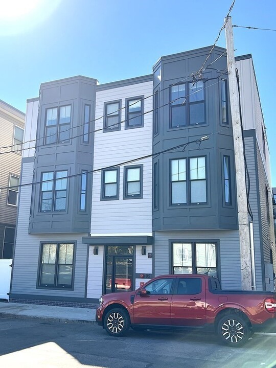 95 Prescott St in Boston, MA - Building Photo