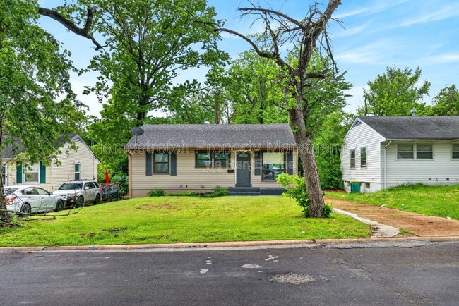 368 Cameron Rd in St. Louis, MO - Building Photo - Building Photo