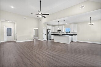 502 N Halifax Ct in Clarksville, TN - Building Photo - Building Photo