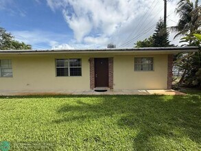 634 SW 4th Ave in Fort Lauderdale, FL - Building Photo - Building Photo