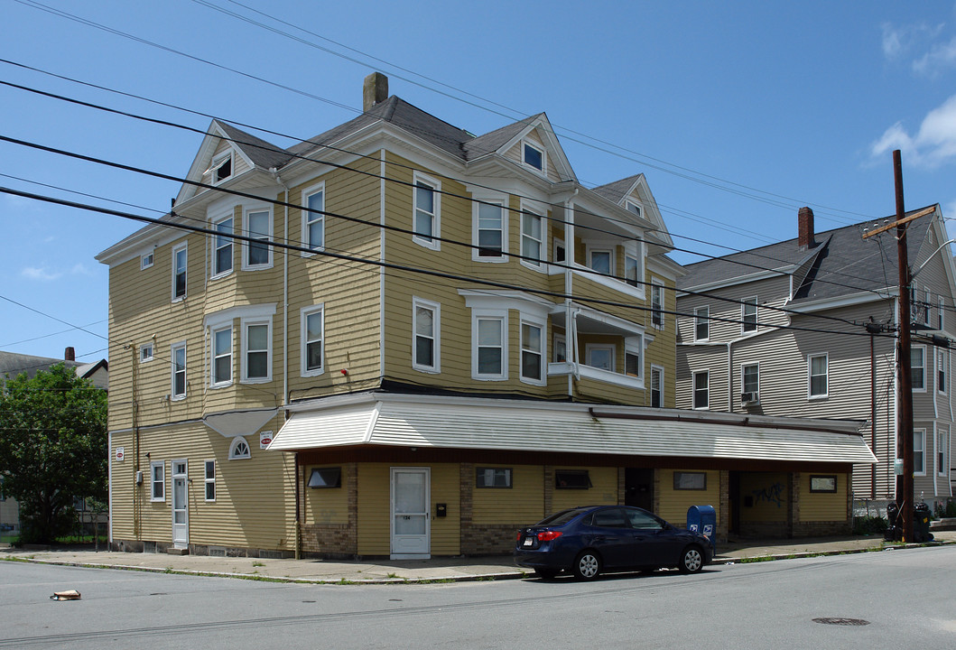 124-130 Thompson St in New Bedford, MA - Building Photo