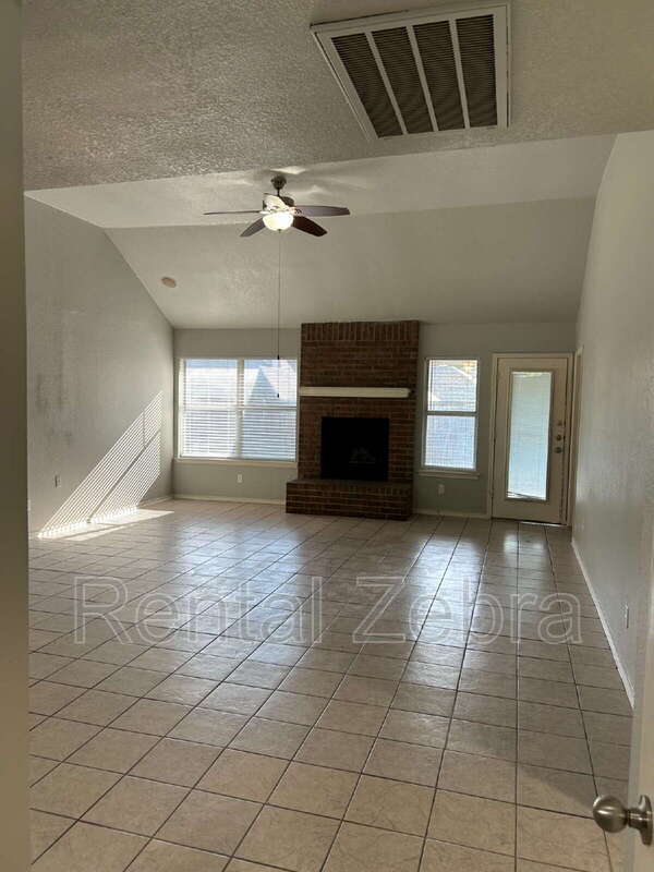 7405 Emerywood Ln in Fort Worth, TX - Building Photo - Building Photo