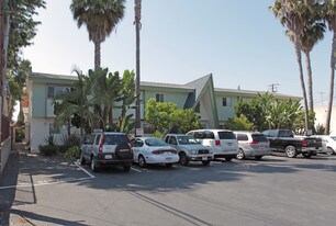 Ocean Club Apartments in Torrance, CA - Building Photo