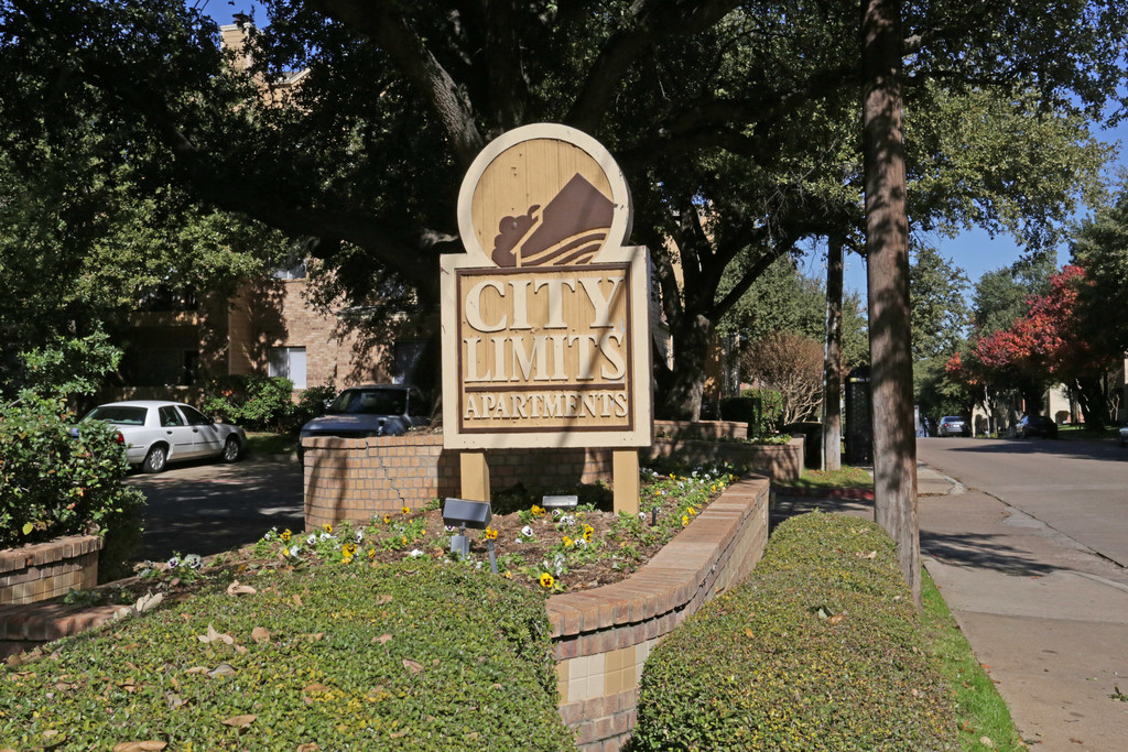 City Limits Apartments Dallas