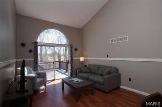 619 Timber Creek Trail in O'Fallon, MO - Building Photo - Building Photo