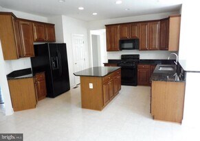 4807 River Creek Terrace in Beltsville, MD - Building Photo