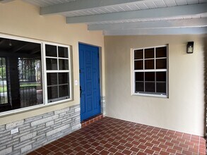 2841 SW 33rd Ave in Miami, FL - Building Photo - Building Photo