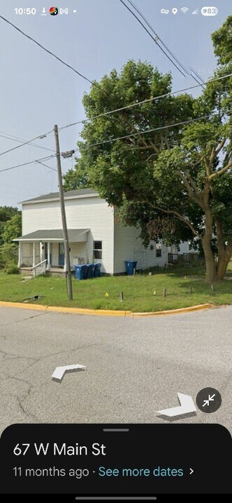 2 W Main St in Hart, MI - Building Photo