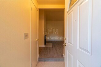 1036 Princess Dr in Stockton, CA - Building Photo - Building Photo