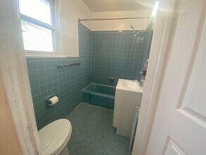 536 3RD Ave in Lyndhurst, NJ - Building Photo - Building Photo