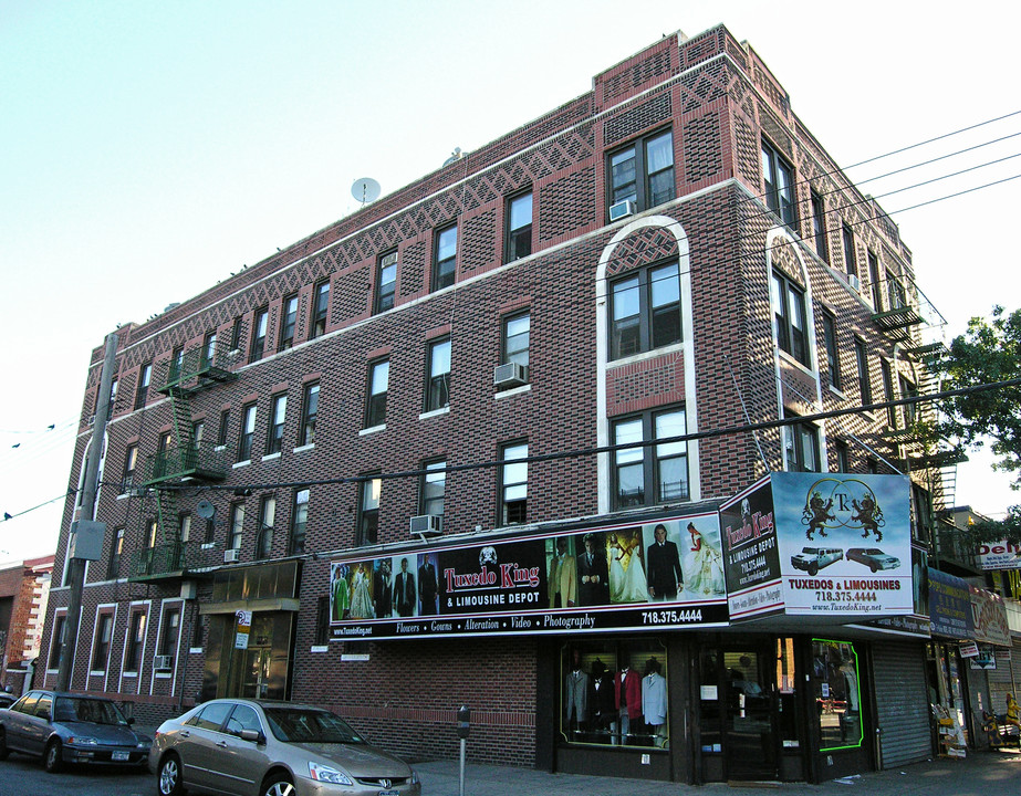 2083 E 18th St in Brooklyn, NY - Building Photo