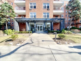 4265 Kissena Blvd Apartments