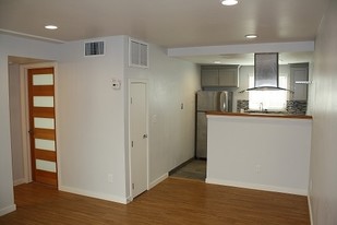 Midtown Apartments in Sacramento, CA - Foto de edificio - Interior Photo