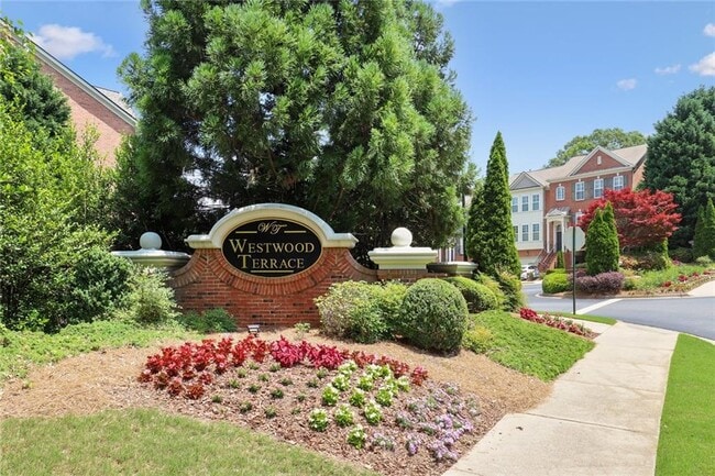 property at 4692 Wehunt Commons Dr