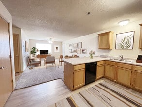 Pines at Southridge in Tahlequah, OK - Foto de edificio - Building Photo