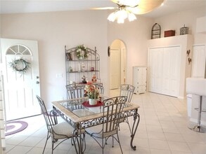 7202 L Pavia Blvd in Venice, FL - Building Photo - Building Photo