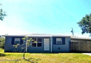 405 W Rutgers St in Melbourne, FL - Building Photo