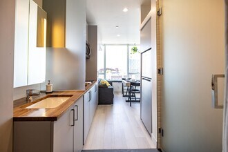 190 Academy St in Jersey City, NJ - Building Photo - Building Photo