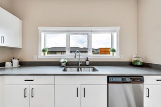 The Meadows in Saskatoon, SK - Building Photo - Building Photo