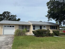 430 55th St N in St. Petersburg, FL - Building Photo