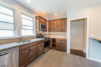 23 Verona Pl in Verona, NJ - Building Photo - Building Photo