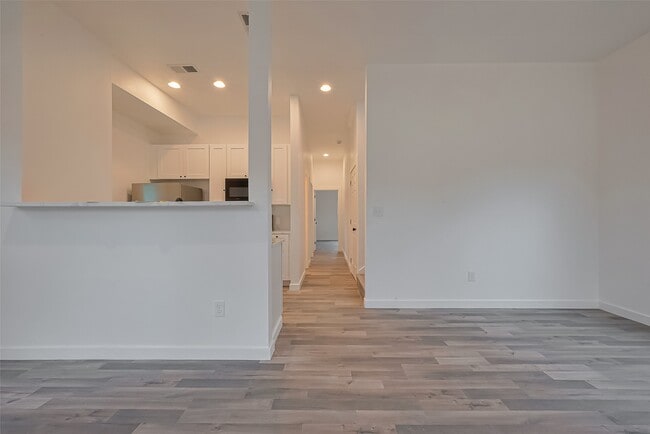 property at 9003 Hilda St