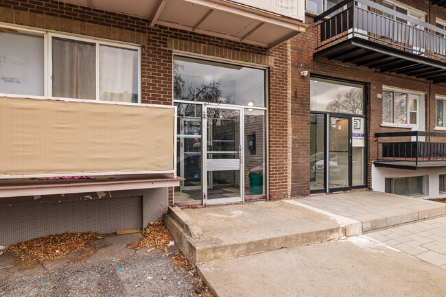 5275 1Re Av in Montréal, QC - Building Photo - Building Photo