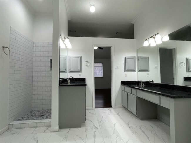 property at 21430 Park Timbers Ln